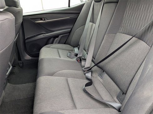 Used 2025 Toyota Camry Hybrid image 12