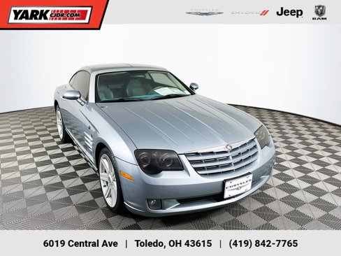 Used 2005 Chrysler Crossfire Limited image 1