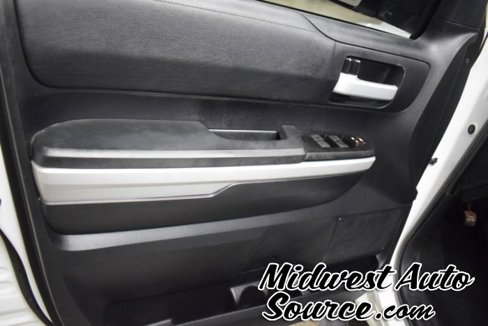 Used 2020 Toyota Tundra SR5 w/ SR5 Leather Package image 9
