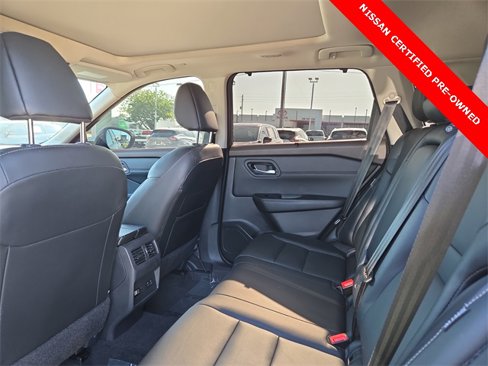 Used 2023 Nissan Rogue SL w/ SL Premium Package image 15