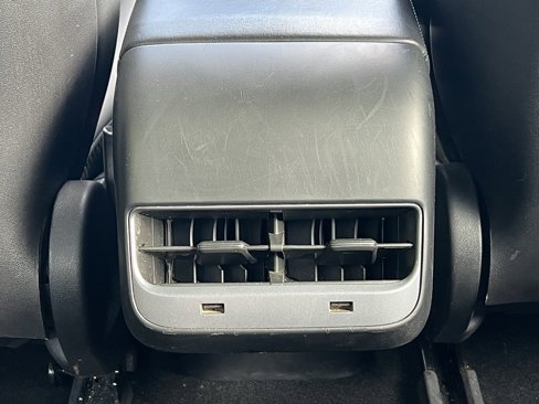 Used 2018 Tesla Model 3 Mid Range image 43