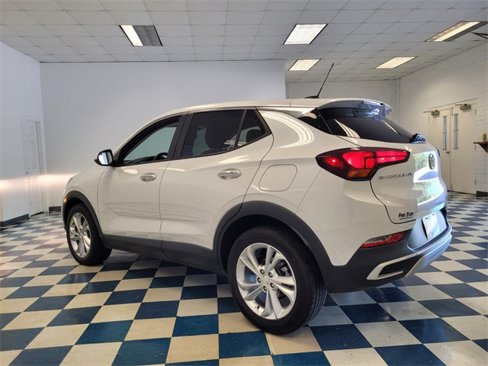 Used 2022 Buick Encore GX Preferred w/ Cold Weather Comfort Package image 9