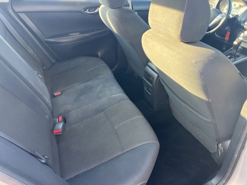 Used 2016 Nissan Sentra S image 29