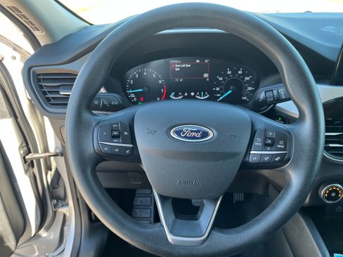 Used 2020 Ford Escape SE image 18