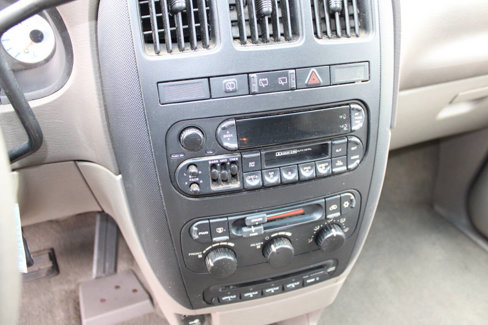 Used 2002 Dodge Grand Caravan Sport image 15