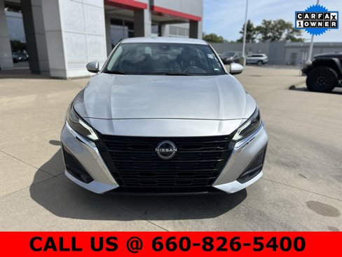 Used 2023 Nissan Altima 2.5 SV image 2