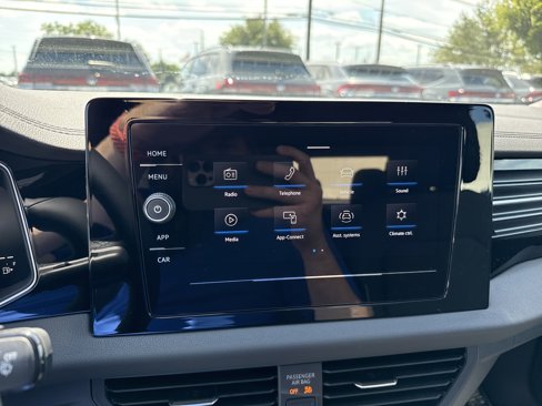 New 2025 Volkswagen Jetta Sport image 18