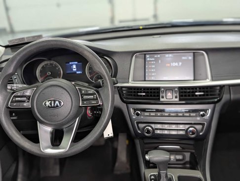 Used 2019 Kia Optima LX image 5