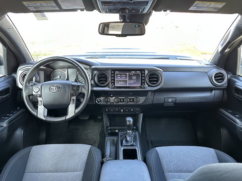 Used 2020 Toyota Tacoma TRD Off-Road image 26