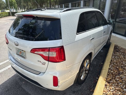 Used 2014 Kia Sorento SX image 9