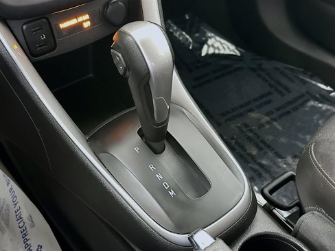 Used 2020 Chevrolet Trax LT w/ LT Convenience Package image 15