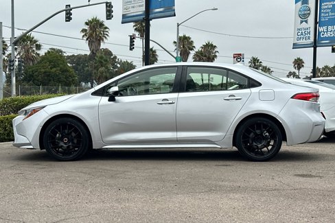 Used 2022 Toyota Corolla LE image 7