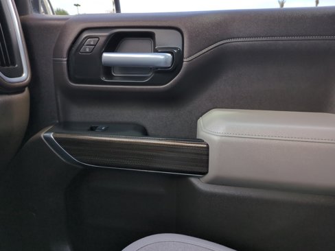 Used 2021 Chevrolet Silverado 1500 LT w/ Safety Package image 16