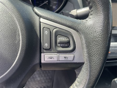 Used 2017 Subaru Legacy 3.6R Limited image 12