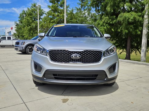 Used 2017 Kia Sorento L image 2