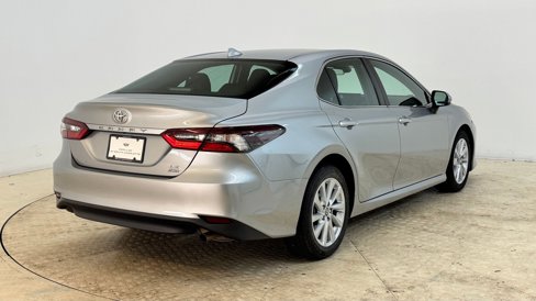 Used 2023 Toyota Camry LE image 9