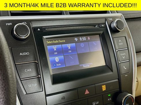 Used 2016 Toyota Camry LE image 14