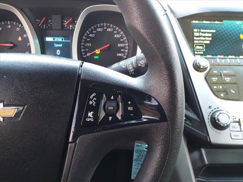 Used 2017 Chevrolet Equinox LS image 16