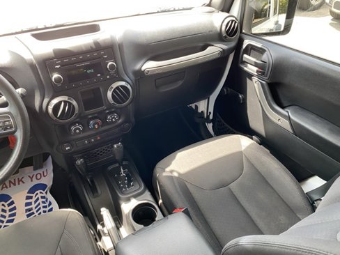 Used 2015 Jeep Wrangler Unlimited Sport image 23