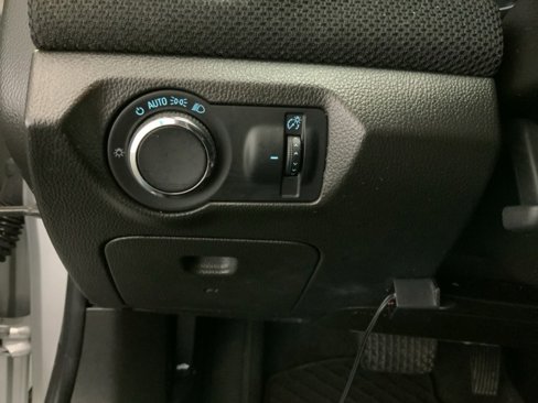 Used 2014 Chevrolet Cruze LT image 18