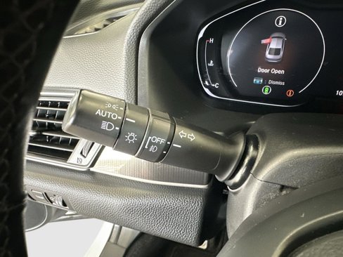 Used 2018 Honda Accord Sport image 13