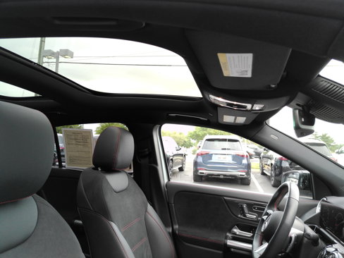 Certified 2025 Mercedes-Benz GLA 250 4MATIC image 27
