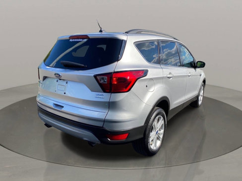 Used 2019 Ford Escape SEL image 6