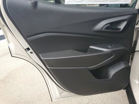 New 2026 Chevrolet Trax RS w/ Driver Confidence Package image 15
