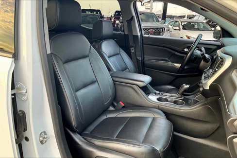 Used 2019 GMC Acadia SLT w/ Black Edition image 8