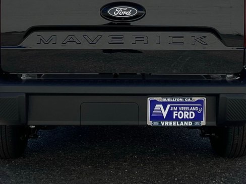 New 2025 Ford Maverick XL image 19