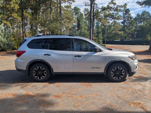 Used 2019 Nissan Pathfinder SV w/ Rock Creek Edition image 2