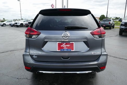 Used 2020 Nissan Rogue SV image 6