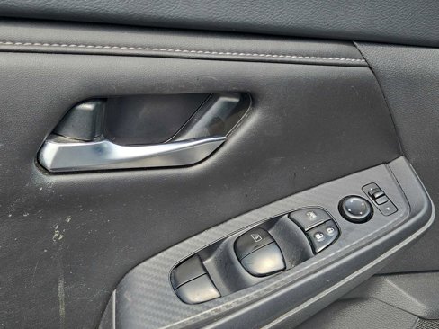 Used 2023 Nissan Sentra SV image 37