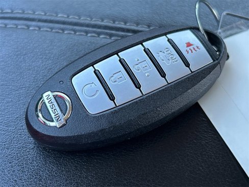Used 2021 Nissan Sentra SV image 34