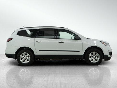 Used 2016 Chevrolet Traverse LS image 6
