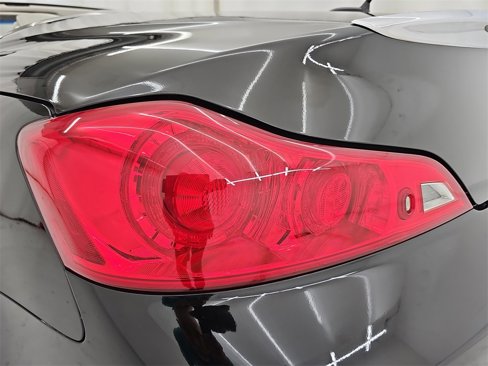 Used 2014 INFINITI Q60 Convertible w/ Sport Package image 44