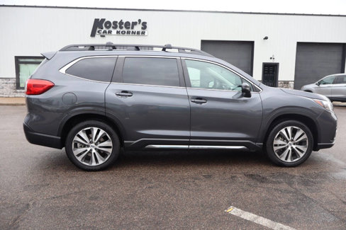 Used 2022 Subaru Ascent Limited w/ Technology Package image 9