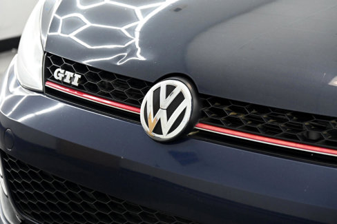 Used 2016 Volkswagen GTI SE w/ Lighting Package (SEL) image 8