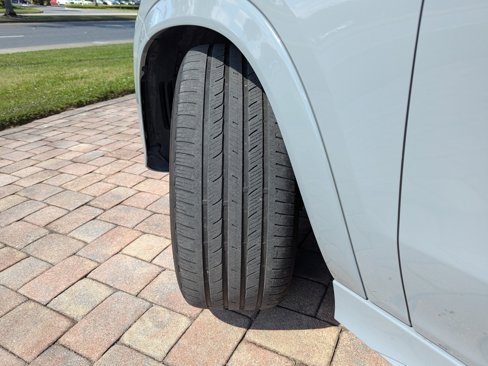 Used 2024 Mercedes-Benz GLE 450e 4MATIC image 42