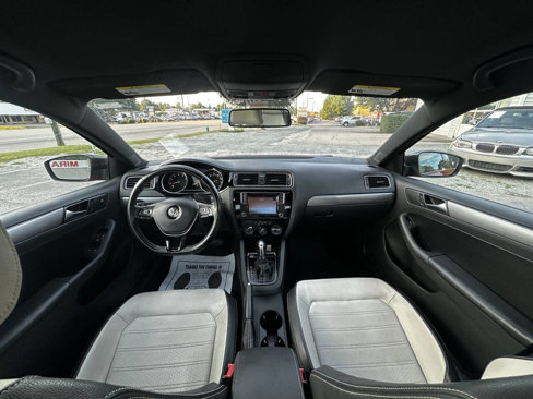 Used 2016 Volkswagen Jetta Sport image 20