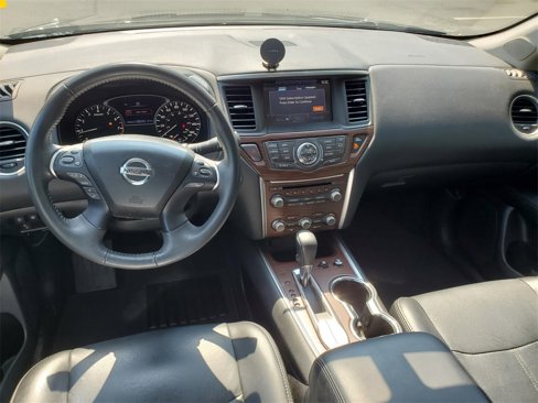 Used 2017 Nissan Pathfinder Platinum w/ Family Entertainment Package image 15