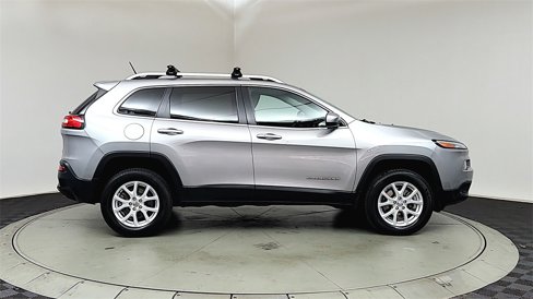 Used 2015 Jeep Cherokee Latitude w/ Comfort/Convenience Group image 8