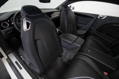 Used 2020 Bentley Continental GT V8 image 37