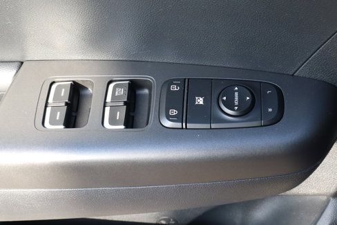 Used 2022 Kia Sportage LX image 14