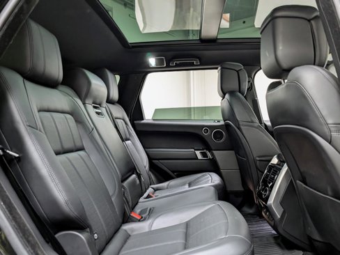 Used 2018 Land Rover Range Rover Sport HSE Dynamic image 23