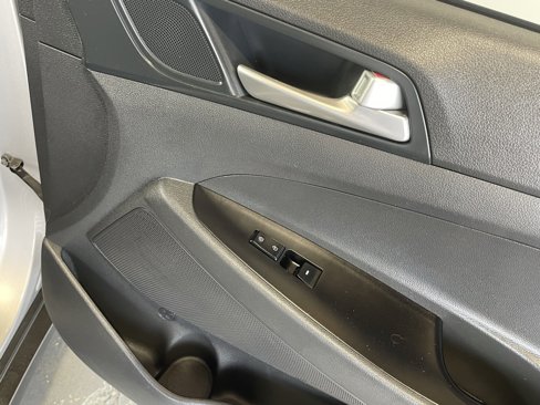 Used 2020 Hyundai Tucson SE image 20
