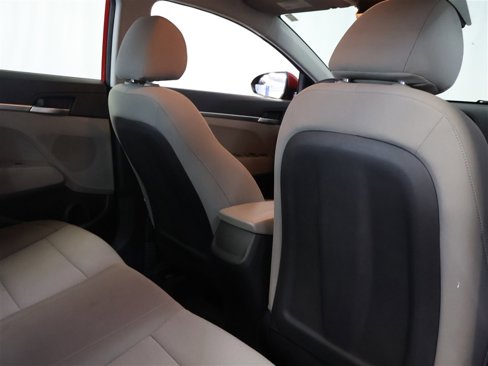 Used 2020 Hyundai Elantra SE image 21