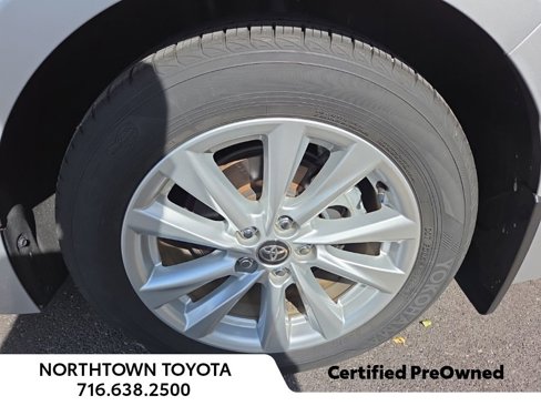 Used 2023 Toyota Corolla LE image 13