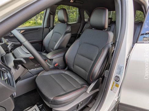 New 2025 Ford Escape ST-Line Select image 40