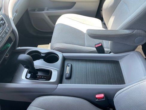 Used 2017 Honda Pilot LX image 16